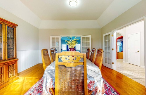 Brentwood Casa | California Countryside Estate - Pool, 22 Rooms