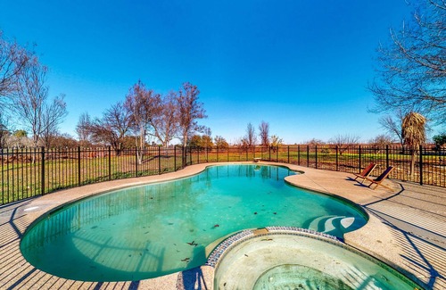 Brentwood Casa | California Countryside Estate - Pool, 22 Rooms