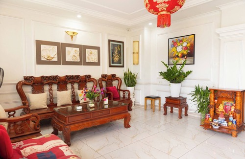 Hoc Mon Hotel | California Saigon Boutique Hotel