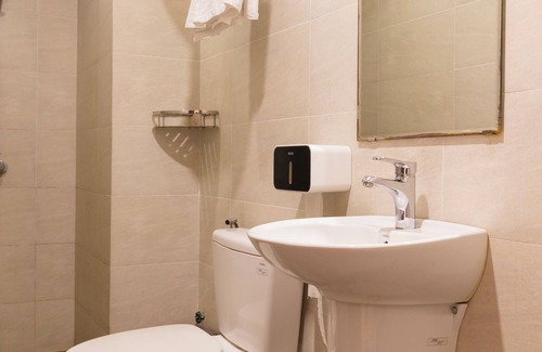 Hoc Mon Hotel | California Saigon Boutique Hotel