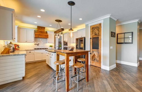 Visalia Casa | California Vacation Rental w/ Private Pool & Patio