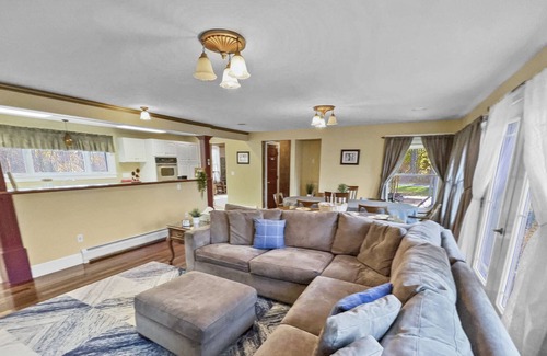 East Haven  Rutland County Casa | Calimont - Hot Tub- Pet Friendly - Minutes to Killington/Pico