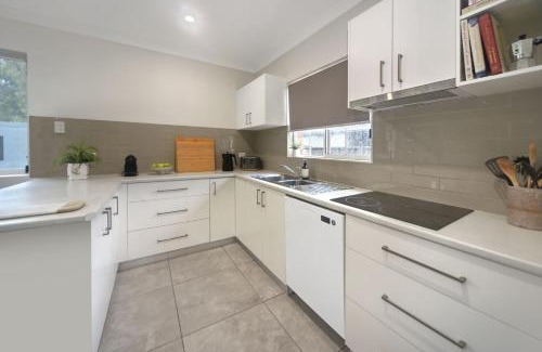 Callala Bay Casa | Callala Bay & Beach House - Pet Friendly with Fireplace