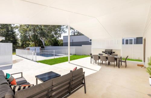 Callala Beach Casa | Callala on King - Pet Friendly with Swimming Pool