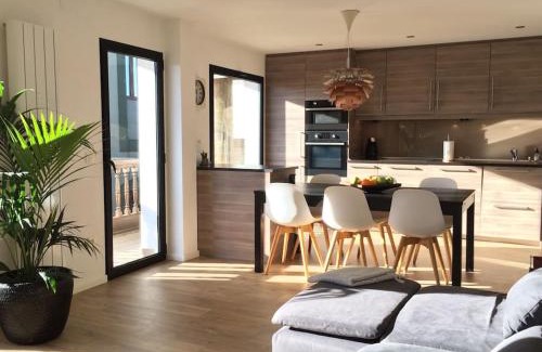 Llanes Apartamento | Calle Mayor 21 VUT1222AS
