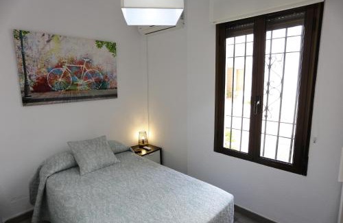 San Basilio Apartamento | Calle San Basilio - Patios. Aparcamiento gratis