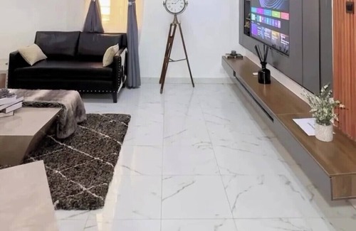 Asaba Apartamento | Calli's Court Apartment