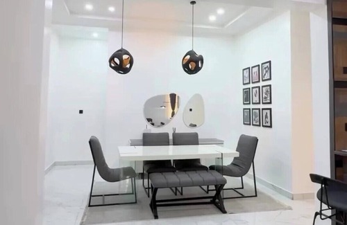 Asaba Apartamento | Calli's Court Apartment