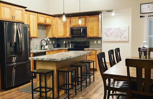 Bemidji Casa | Calling Outdoor Adventurers! Resting on Grace Lake House with Home Theater!