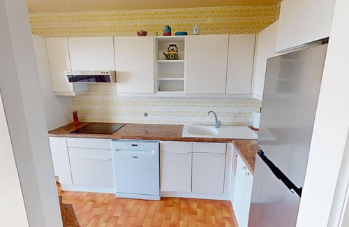 Alpes-Maritimes Apartamento | 3P tranquilo climatizado con terraza, vista al mar y parking