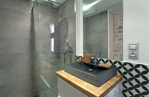 Arles City Centre Apartamento | Calm and bright; Terrace and panoramic view in the center Housing