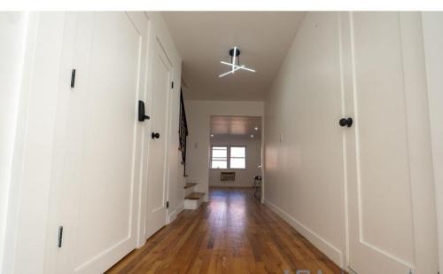 Canarsie Casa | Calm and collective