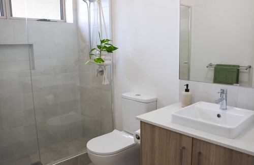 Coolbellup Casa | Calm and Comfortable Home | Close to Fremantle
