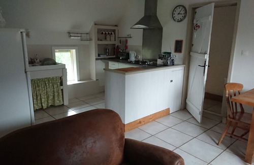 Bonneville-la-Louvet Apartamento | Calm and peaceful 2 bed apartment in the beautiful