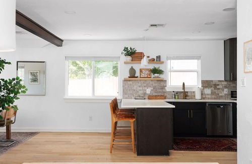 Austin Casa | Calm Cherry Creek South Austin Stunner| AVAIL ACL