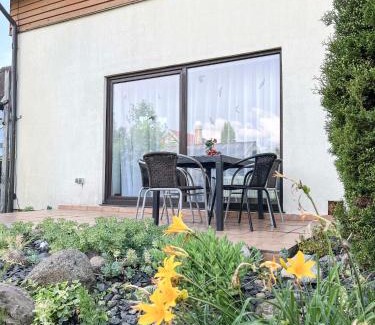 Vilnius city municipality Apartamento | Calm garden Suite near Green Lakes