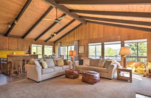 Groveland Casa | Calm Groveland Cabin - Near Pine Mountain Lake!
