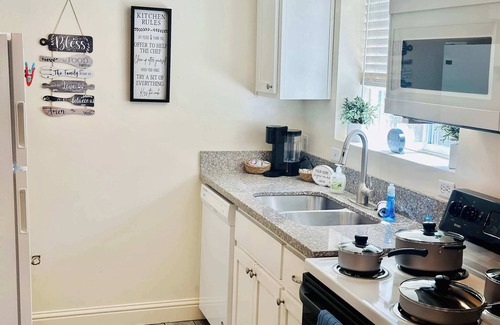 West University Apartamento | Calm Light Stay3 Bedrooms/6 Beds
