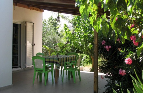 Kakovatos Casa | Tranquilo, en medio de un olivar, cerca de la playa, wifi | Casa de vacaciones Ili