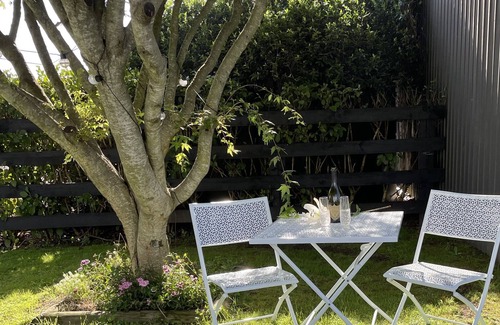 Ohaupo Cabaña | Calm & Peaceful Hide away. 4.6k to Hamilton Airport 5.6ks to Waikato Expressway