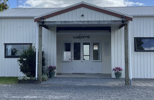 Ohaupo Cabaña | Calm & Peaceful Hide away. 4.6k to Hamilton Airport 5.6ks to Waikato Expressway