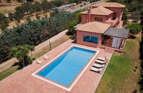 Kalyvia Thorikou Villa | Calm Retreat Villa Lagonisi