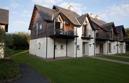 Kenmore Cabaña | Mains of Taymouth, Kenmore ~ 4 * Aguas tranquilas - capacidad para 6 personas en 3 habitaciones