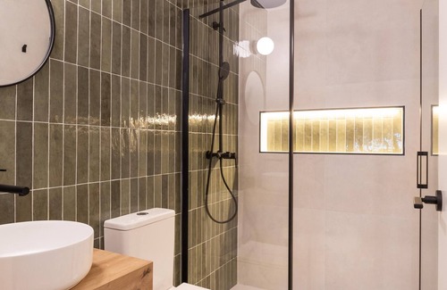 Lista Hotel | Calma Rooms by Charming VI