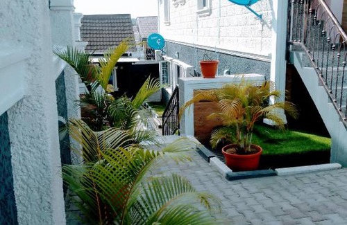 Abuja Hotel | CALMDAY COURT