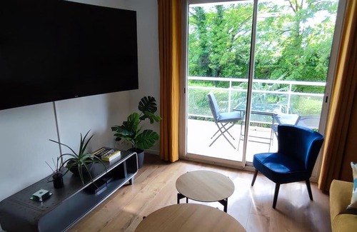 Pau Nord Apartamento | Calme - Bien équipé - Parking -Terrasse