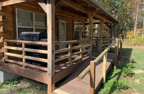 Monteagle Cabina | Calming Cabin: Peaceful | Park-Like | Hikes, Waterfalls, The Caverns Near By