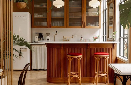 Crossroads Arts District Casa | Calming & sophisticated space within KC's best boutique hotel.