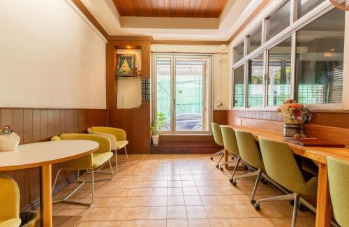 Rama 9 Hotel | Calmly Stay Ratchada
