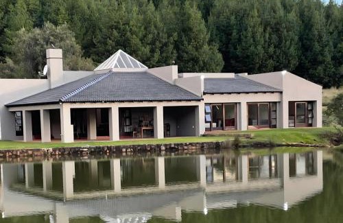 Lydenburg Cabina | Calverton Estate an exclusive Nature Retreat & Trout Fishing haven halfway between Dullstroom & Kruger National Park
