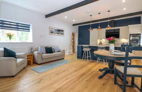 Ford Casa | Calvin's Cottage