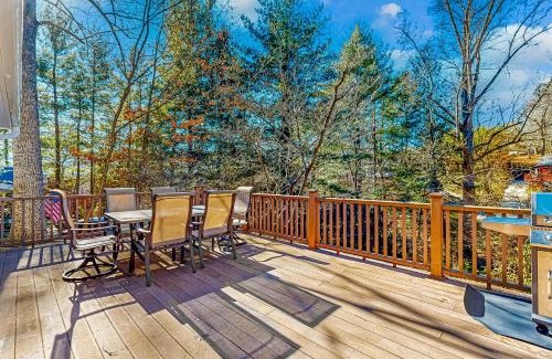 Lake Junaluska Casa | Camak Guesthouse - Upper Unit