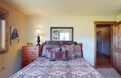 New Meadows Casa | Camas Family Cabin