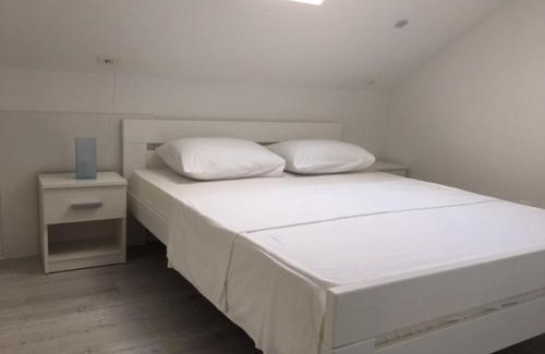 Kastel Kambelovac Apartamento | Cambi 11