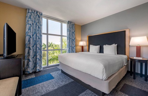 Dania Beach Hotel | Cambria Hotel Ft Lauderdale, Airport South & Cruise Port