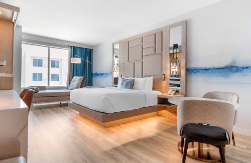 East Riverside Hotel | Cambria Hotel Waco Univ Riverfront