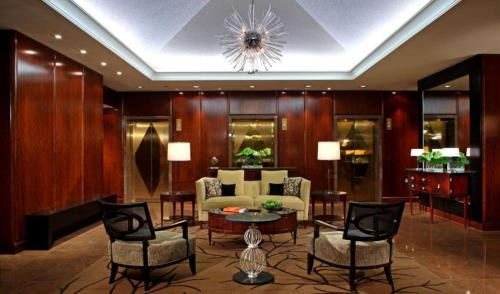 St. Lawrence Hotel | Cambridge Suites Toronto