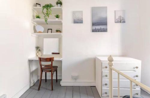 Camden Town with Primrose Hill Apartamento | Camden - 3 Bedrooms - Sleeps 6 - Near Underground