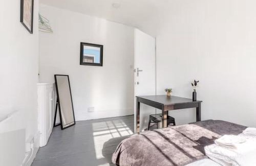 Camden Town with Primrose Hill Apartamento | Camden - 3 Bedrooms - Sleeps 6 - Near Underground