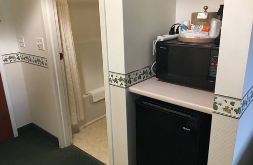 Camden Hotel | Camden Riverhouse Hotel