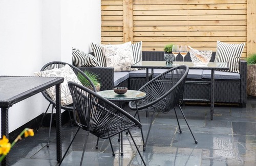 Abersoch Casa | Camellia House, indulge in luxury at our Victorian gem in the heart of Abersoch!