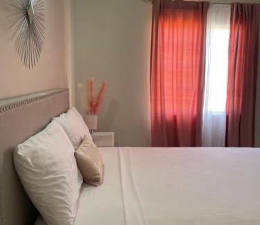 Discovery Bay Casa | Camelot Seaview Villa