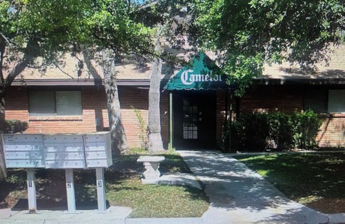 Harlingen Apartamento | Camelot Village LLC