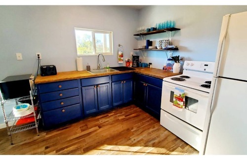 Big Sandy Casa | Camels, Blue Cabin and more! Kaleidoscope Ranch