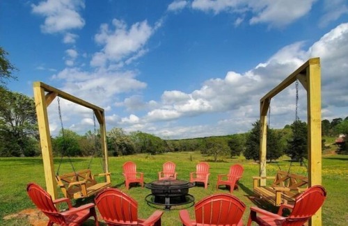 Big Sandy Casa | Camels, Blue Cabin and more! Kaleidoscope Ranch