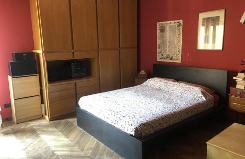 Giambellino Casa | camera in via Tolstoi